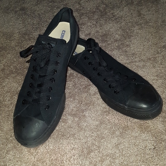 Converse Other - Men's all black converse